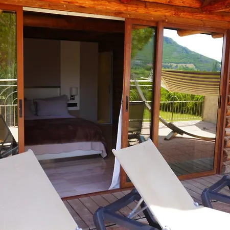 Domaine La Pietra Campsite 4*