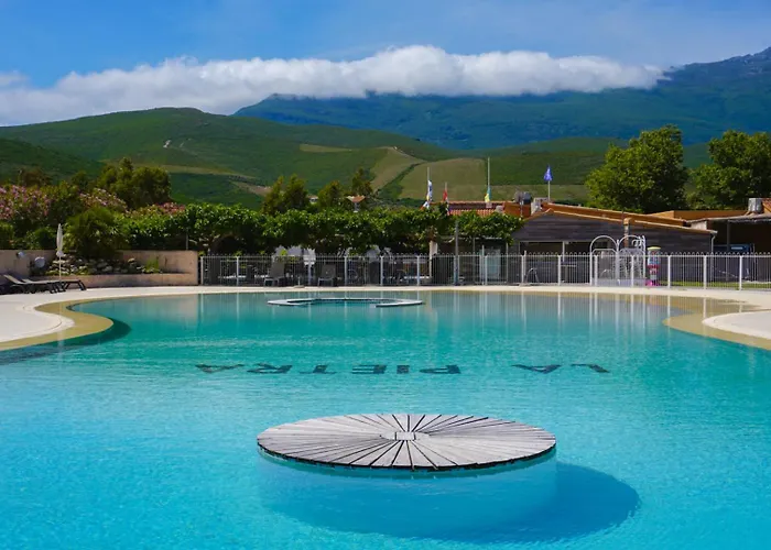 Camping Domaine La Pietra 4*