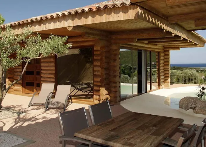 Domaine La Pietra 4*