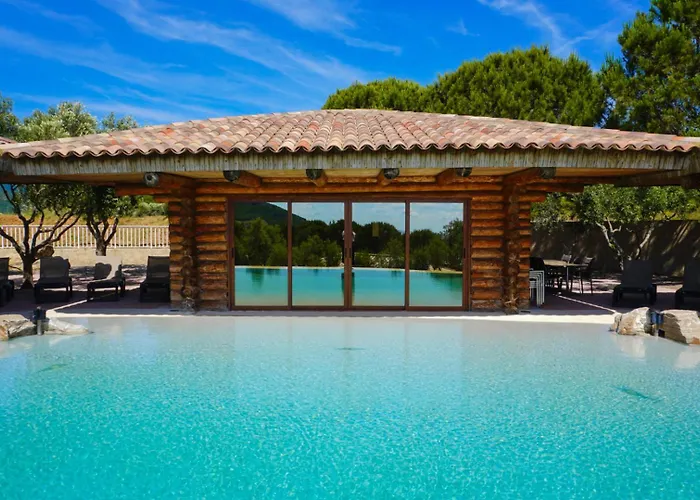 Camping Domaine La Pietra 4*