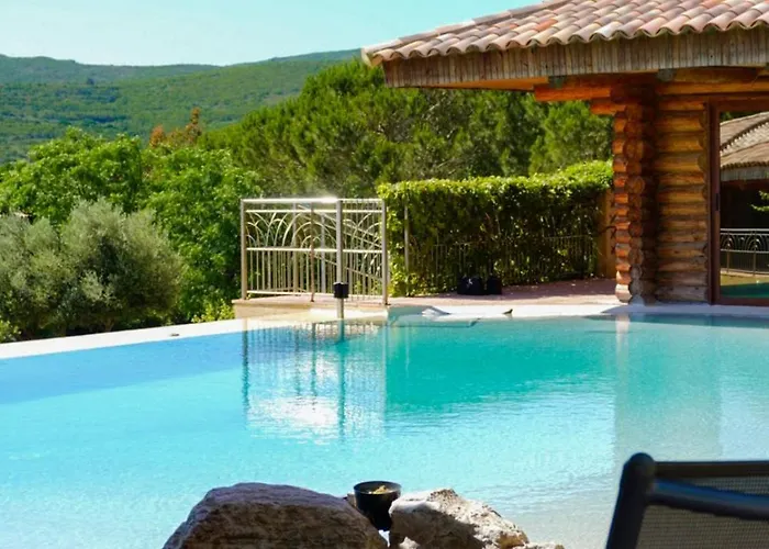 Camping Domaine La Pietra 4*